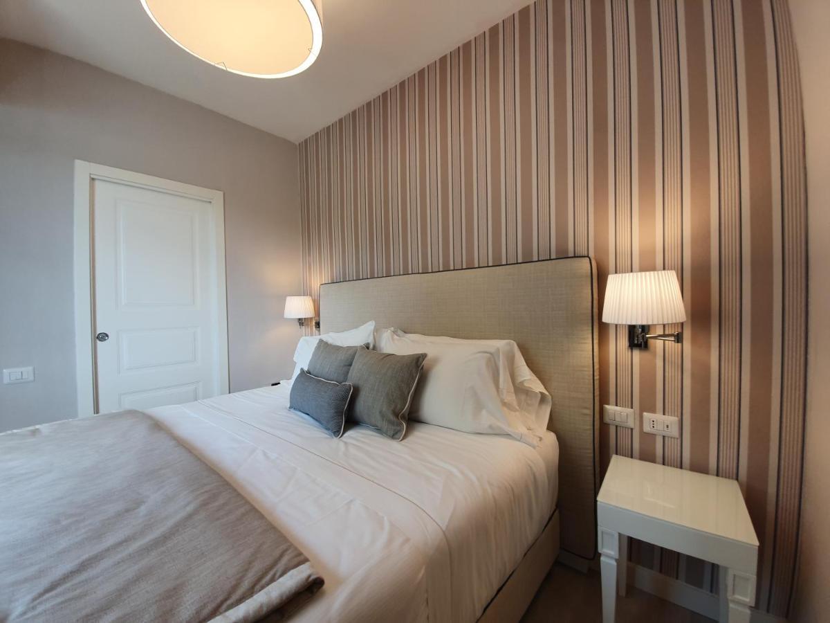 Hotel Plaza Porto Azzurro Εξωτερικό φωτογραφία