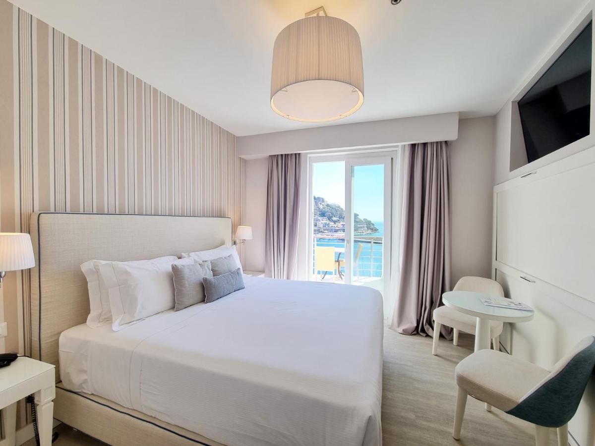 Hotel Plaza Porto Azzurro Εξωτερικό φωτογραφία