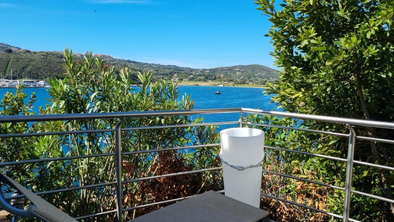 Hotel Plaza Porto Azzurro Εξωτερικό φωτογραφία
