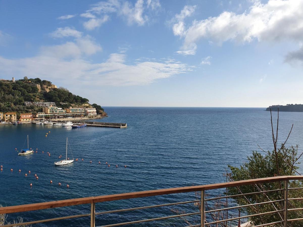 Hotel Plaza Porto Azzurro Εξωτερικό φωτογραφία